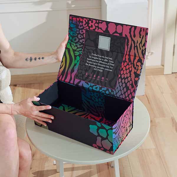 How to make sure your magnetic box fits your gift perfectly