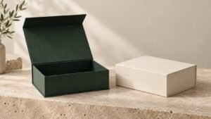 Collapsible magnetic gift box compared with a standard magnetic rigid box